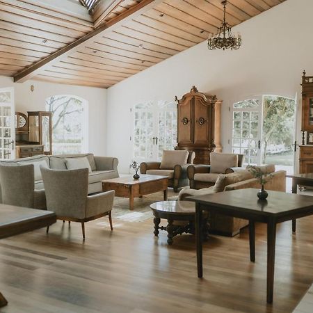 ソロカーバ Fazenda Alvorada Bed & Breakfast エクステリア 写真